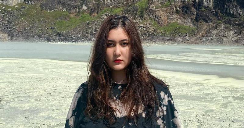 Instagram.com/talithacurtis_